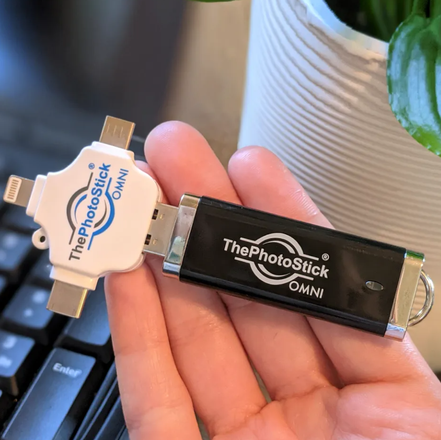 Photo Stick Omni Review 2026: Best Photo Backup Device? 5 Photo Stick Omni
